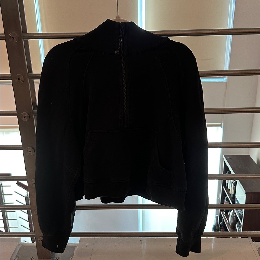 LULULEMON cropped half zip scuba